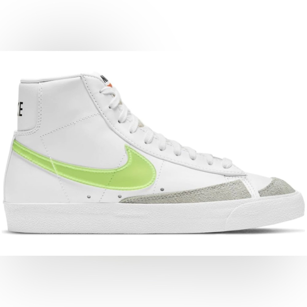 Nike Women’s Blazer Mid '77 Essential 'White Volt'